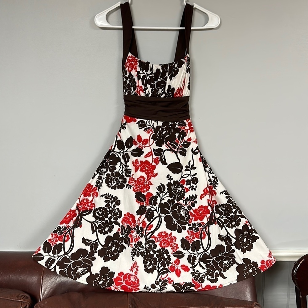B. Smart Women's Retro Party Dress Size 6,  White Brown Red Cocktail Summer